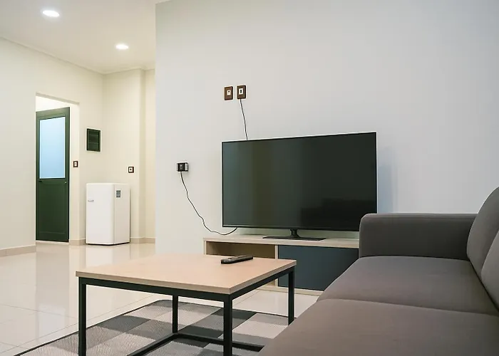 The Prism - Modern In Center * 티라나